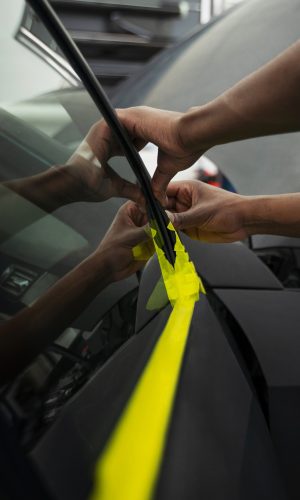 auto-service-salon-doign-car-wrapping (1)